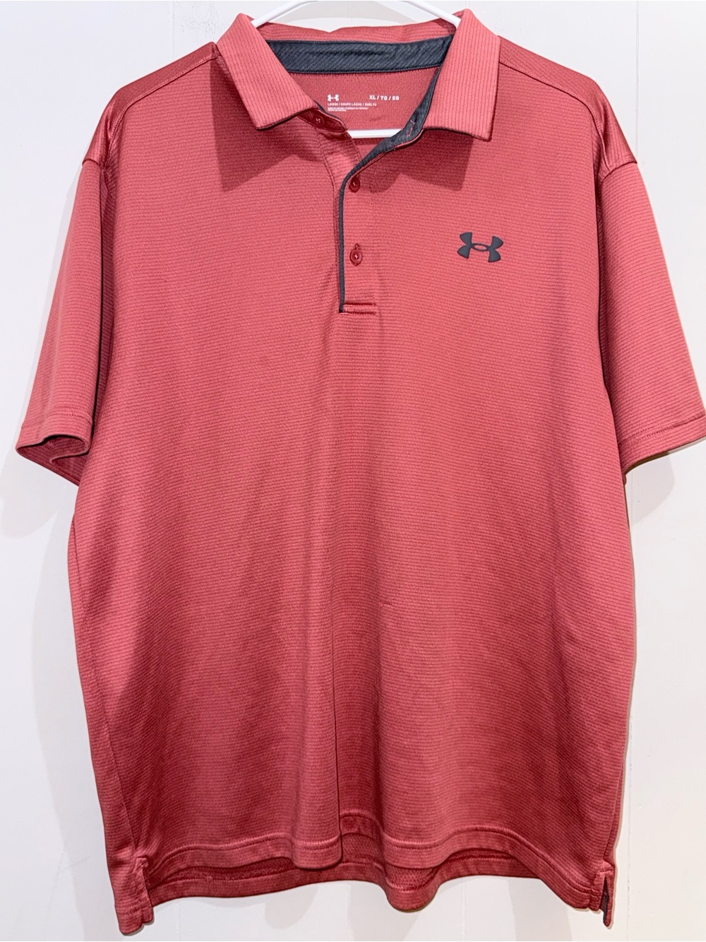 nder Armour UA Tech Polo Shirt Mens XL Sedona Red Loose Fit Short Sleeve EUC